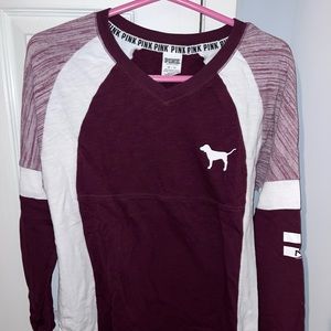 VS PINK VARSITY VNECK CREW